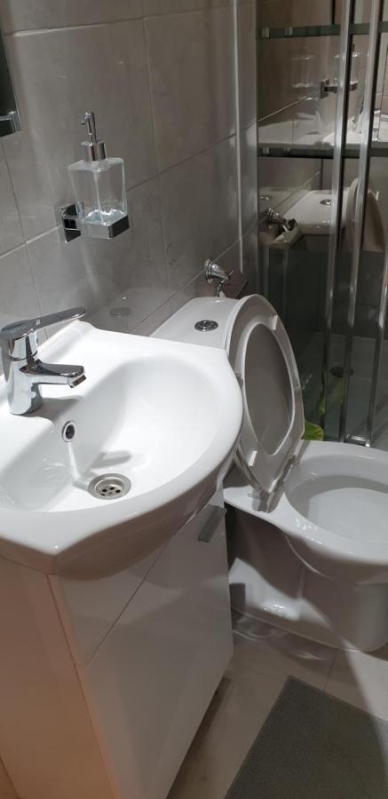 Apartamento Antonio Pedro Lissabon Exterior foto