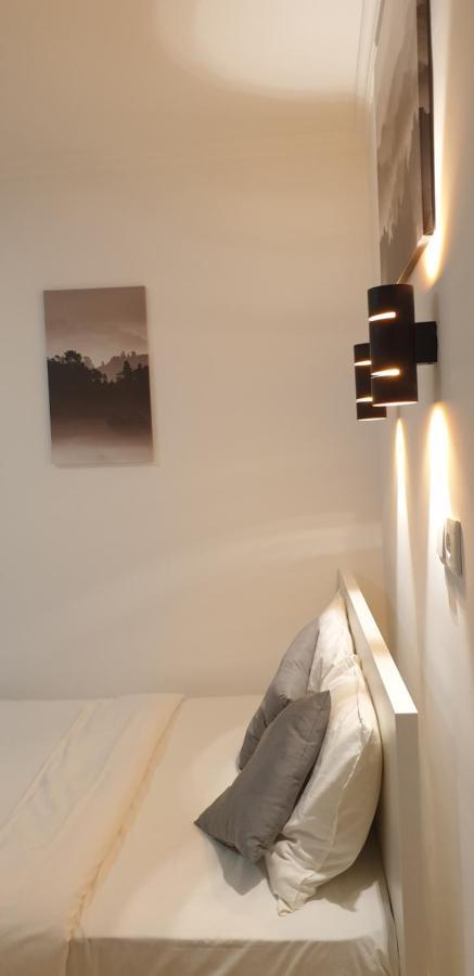 Apartamento Antonio Pedro Lissabon Exterior foto
