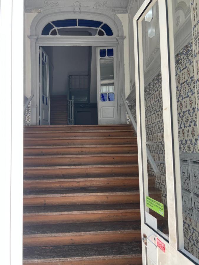 Apartamento Antonio Pedro Lissabon Exterior foto