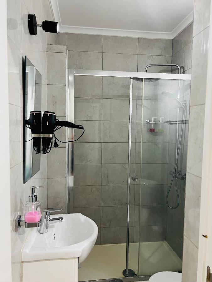 Apartamento Antonio Pedro Lissabon Exterior foto