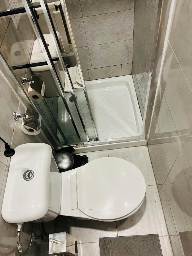 Apartamento Antonio Pedro Lissabon Exterior foto
