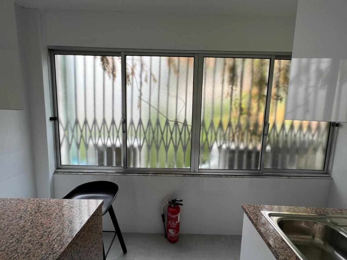Apartamento Antonio Pedro Lissabon Exterior foto